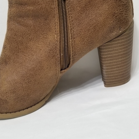 ✨ MAURICES Brandy embellished heeled bootie - Picture 4 of 13